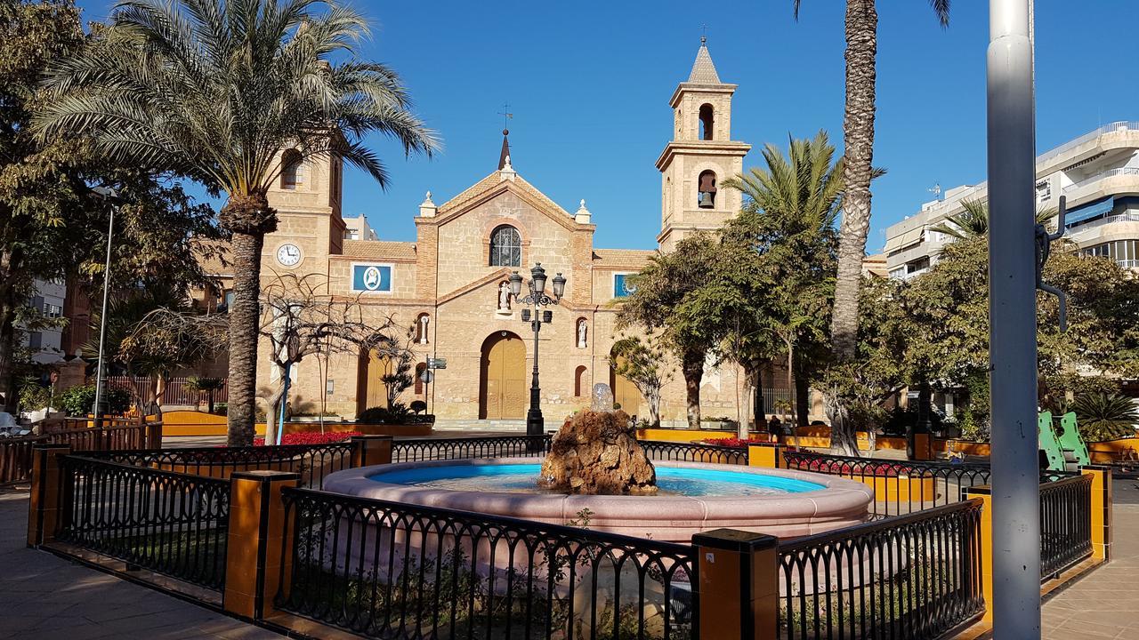 Apartamento Torrevieja Eksteriør billede